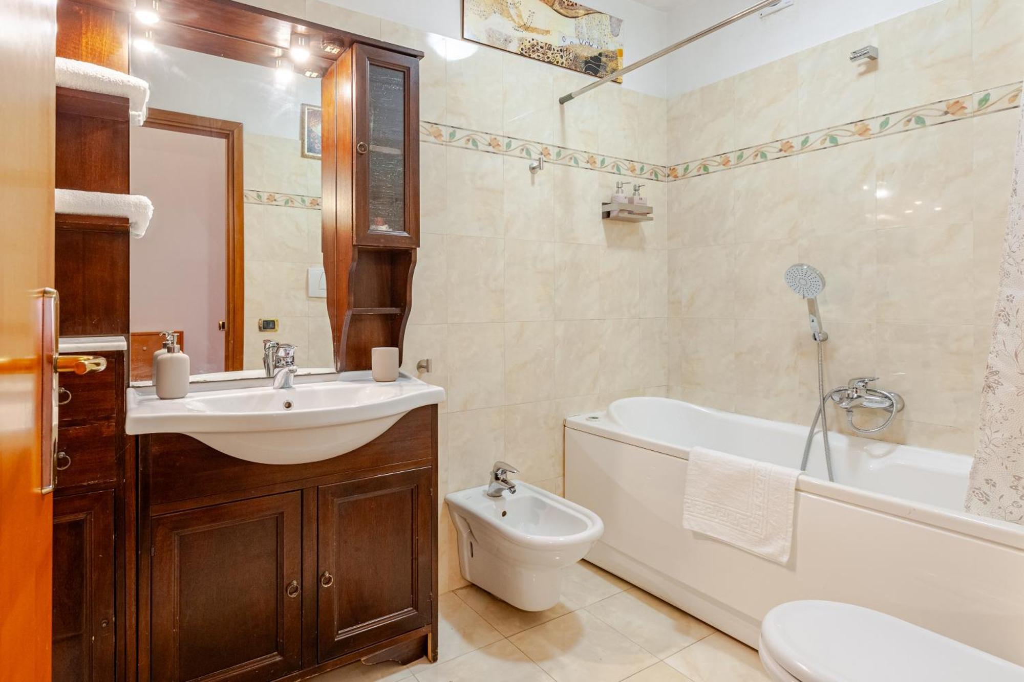 Modern & Cozy In Rome, 2br, Wifi Ac